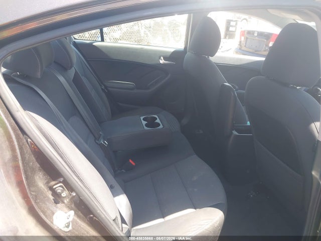 KIA FORTE LX 2017 3KPFL4A75HE009008 Image 8