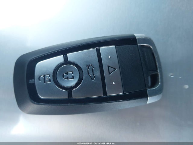 2LMPJ6LR2JBL39268 Lincoln Mkx Reserve