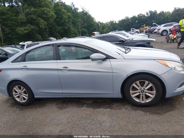 45835898 :رقم المزاد ، 5NPEB4AC1DH683433 vin ، 2013 Hyundai Sonata Gls مزاد بيع