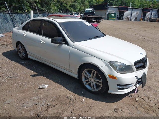 45835900 :رقم المزاد ، WDDGF4HB0DA858648 vin ، 2013 Mercedes-benz C 250 Sport مزاد بيع