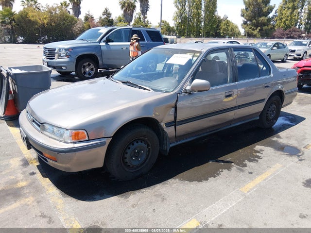 1992 Honda Accord Lx/ex მანქანა იყიდება აუქციონზე, vin: JHMCB7650NC046158, აუქციონის ნომერი: 45835905