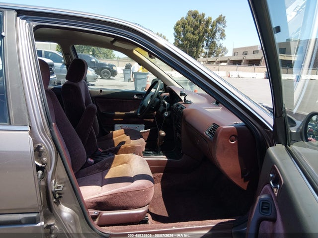 1992 Honda Accord Lx/ex მანქანა იყიდება აუქციონზე, vin: JHMCB7650NC046158, აუქციონის ნომერი: 45835905