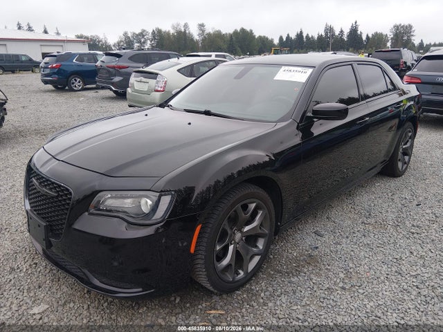 Chrysler 300 Touring 2020 2C3CCAAG1LH160365 Image 2