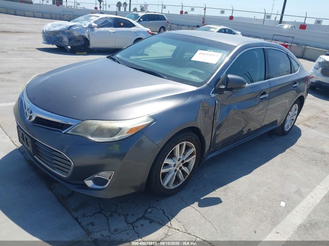 Toyota AVALON XLE 2014 4T1BK1EB5EU108242 Image 2