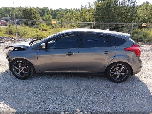 45835923 :رقم المزاد ، 1FADP3K26EL414893 vin ، 2014 Ford Focus Se مزاد بيع