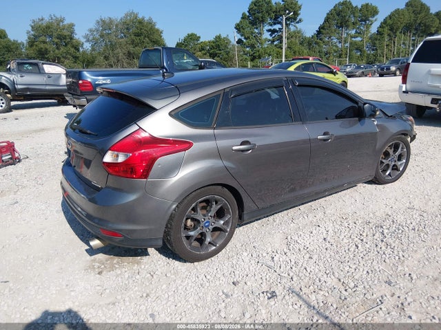 45835923 :رقم المزاد ، 1FADP3K26EL414893 vin ، 2014 Ford Focus Se مزاد بيع