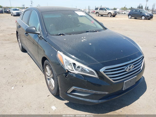 Hyundai SONATA SE 2015 5NPE24AF0FH002336 Image 1