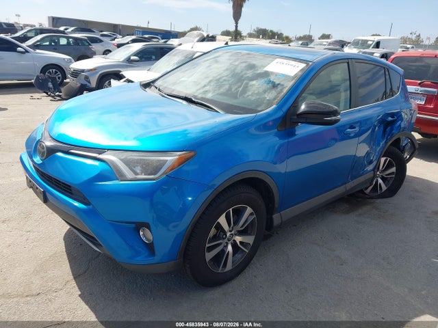 JTMWFREVXHJ718260 Toyota Rav4 Xle
