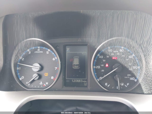 JTMWFREVXHJ718260 Toyota Rav4 Xle