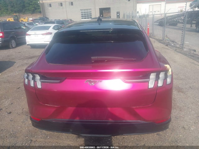 45835963 :رقم المزاد ، 3FMTK3SU1NMA26633 vin ، 2022 Ford Mustang Mach-e Premium مزاد بيع