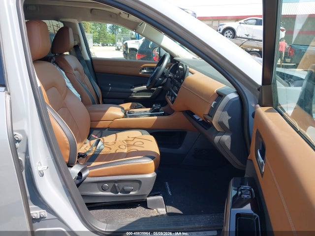 Продажа на аукционе авто 2023 Nissan Pathfinder Platinum 4wd, vin: 5N1DR3DK6PC218601, номер лота: 45835964