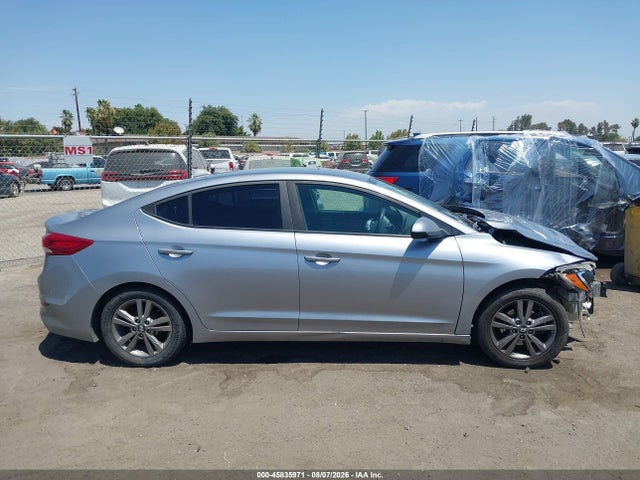 2017 Hyundai Elantra Se მანქანა იყიდება აუქციონზე, vin: 5NPD84LF9HH119472, აუქციონის ნომერი: 45835971