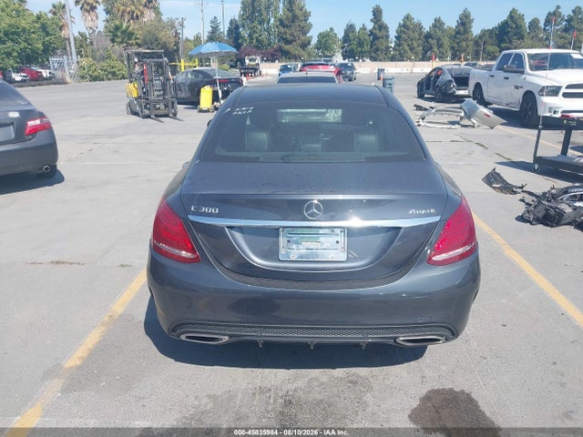 45835984 :رقم المزاد ، 55SWF4KB3FU001022 vin ، 2015 Mercedes-benz C 300 Sport 4matic مزاد بيع
