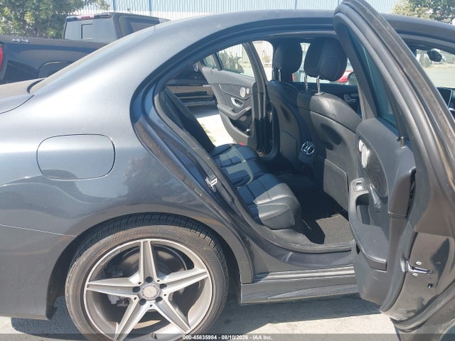 45835984 :رقم المزاد ، 55SWF4KB3FU001022 vin ، 2015 Mercedes-benz C 300 Sport 4matic مزاد بيع