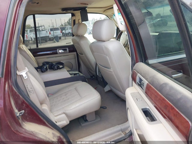 45836013 :رقم المزاد ، 5LMFU27RX3LJ23931 vin ، 2003 Lincoln Navigator مزاد بيع
