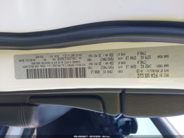 1C4RJEAG6JC382838 Jeep Grand Cherokee Laredo 4x2