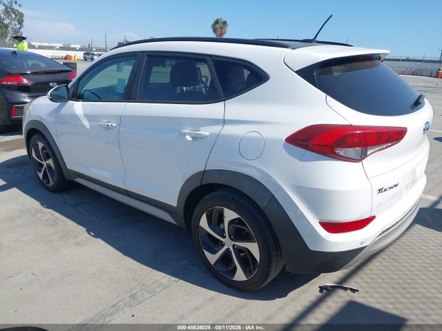Hyundai Tucson Value 2017 KM8J33A23HU565856 Image 3