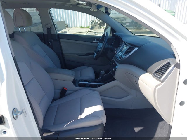 Hyundai Tucson Value 2017 KM8J33A23HU565856 Image 5
