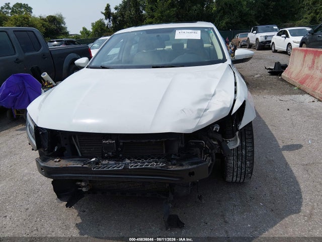 Продажа на аукционе авто 2018 Volkswagen Passat 2.0t Se, vin: 1VWBA7A39JC027797, номер лота: 45836046