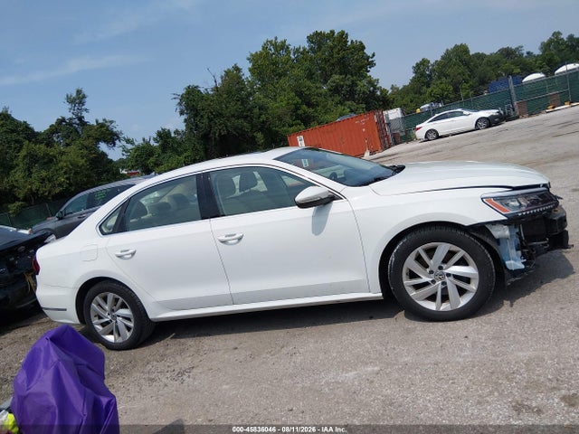 Продажа на аукционе авто 2018 Volkswagen Passat 2.0t Se, vin: 1VWBA7A39JC027797, номер лота: 45836046