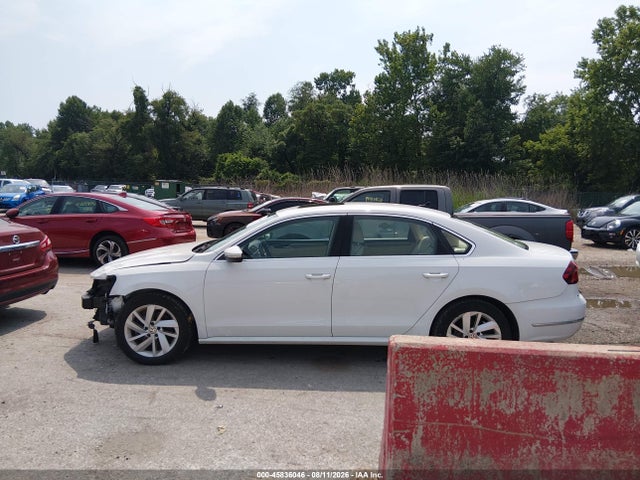 Продажа на аукционе авто 2018 Volkswagen Passat 2.0t Se, vin: 1VWBA7A39JC027797, номер лота: 45836046