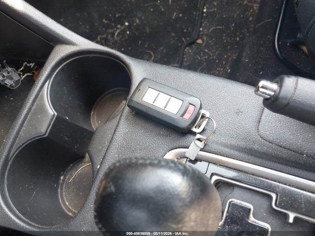 2016 Mitsubishi Outlander Se მანქანა იყიდება აუქციონზე, vin: JA4AD3A3XGZ001739, აუქციონის ნომერი: 45836059