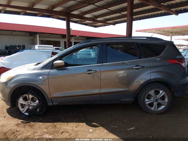 1FMCU0GX6EUB86272 Ford ESCAPE SE