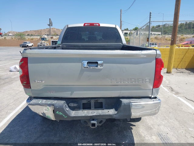 5TFUM5F17EX057636 Toyota Tundra Sr 4.6l V8