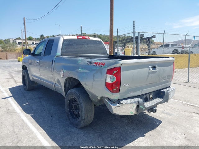 5TFUM5F17EX057636 Toyota Tundra Sr 4.6l V8