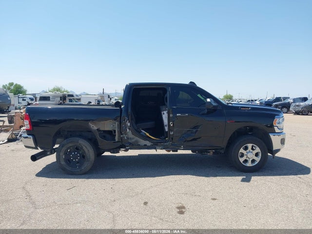 3C6UR5CL0NG350409 RAM 2500 Tradesman 4x4 6&#039;4 Box
