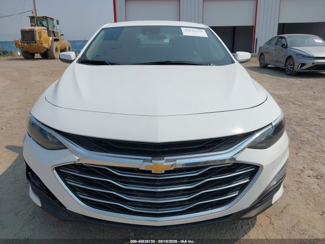 1G1ZD5ST7SF146999 Chevrolet Malibu Fwd 1lt