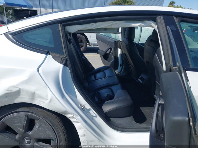 Tesla Model 3 Standard Range Plus Rear-wheel Drive 2021 5YJ3E1EA4MF002136 Image 8