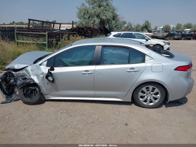 5YFB4MDE2TP379166 Toyota COROLLA LE