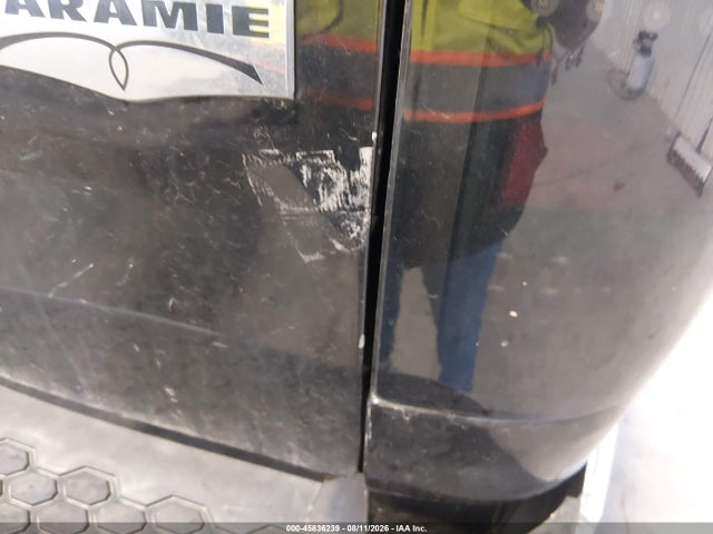 45836239 :رقم المزاد ، 1C6RR7NT6HS858895 vin ، 2017 Ram 1500 مزاد بيع