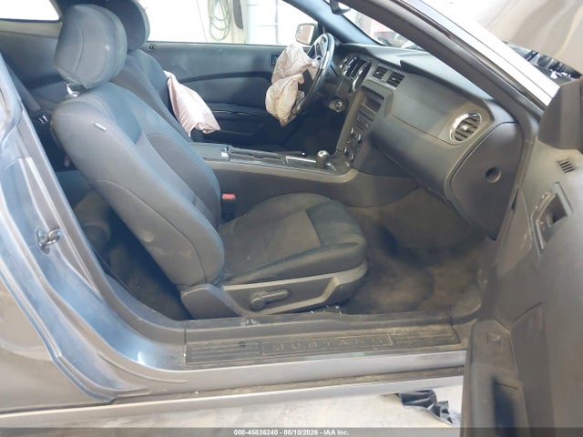 Ford Mustang V6 2014 1ZVBP8AM4E5204926 Image 5