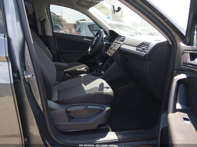 Продаж на аукціоні авто 2019 Volkswagen Tiguan 2.0t S, vin: 3VV1B7AX1KM084219, номер лоту: 45836305