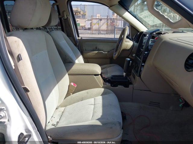 Продажа на аукционе авто 2008 Ford Explorer Xlt, vin: 1FMEU73EX8UA01781, номер лота: 45836308