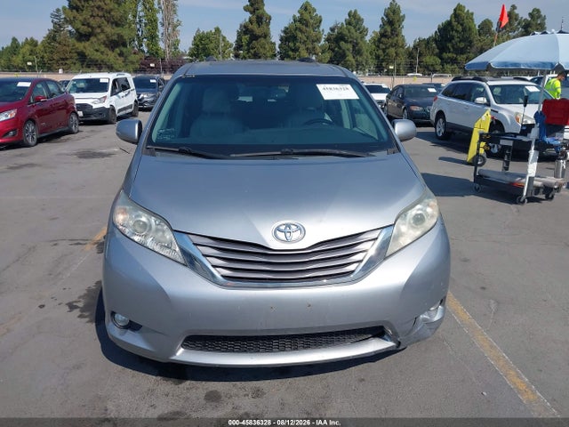 Toyota Sienna Xle 8 Passenger 2015 5TDYK3DC9FS653368 Image 12