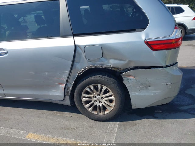 Toyota Sienna Xle 8 Passenger 2015 5TDYK3DC9FS653368 Image 6