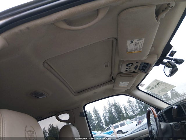 45836347 :رقم المزاد ، 1GYEK63N64R241597 vin ، 2004 Cadillac Escalade Standard مزاد بيع