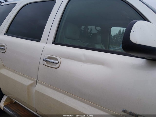 45836347 :رقم المزاد ، 1GYEK63N64R241597 vin ، 2004 Cadillac Escalade Standard مزاد بيع