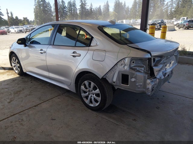 Toyota COROLLA LE 2022 JTDEPMAEXN3005389 Image 3