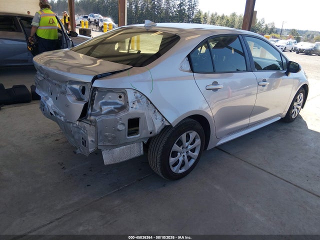 Toyota COROLLA LE 2022 JTDEPMAEXN3005389 Image 4