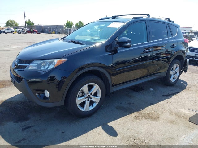 2T3WFREV9EW075736 Toyota Rav4 Xle