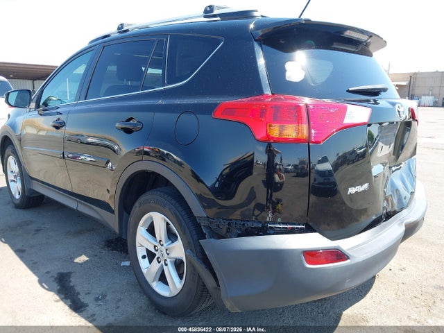 2T3WFREV9EW075736 Toyota Rav4 Xle