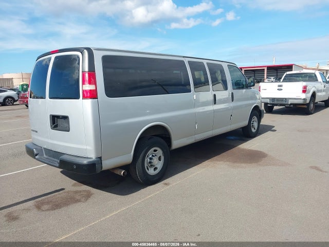 Chevrolet Express 3500 Ls 2017 1GAZGNFF3H1305695 Image 4