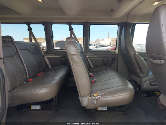 Chevrolet Express 3500 Ls 2017 1GAZGNFF3H1305695 Image 8