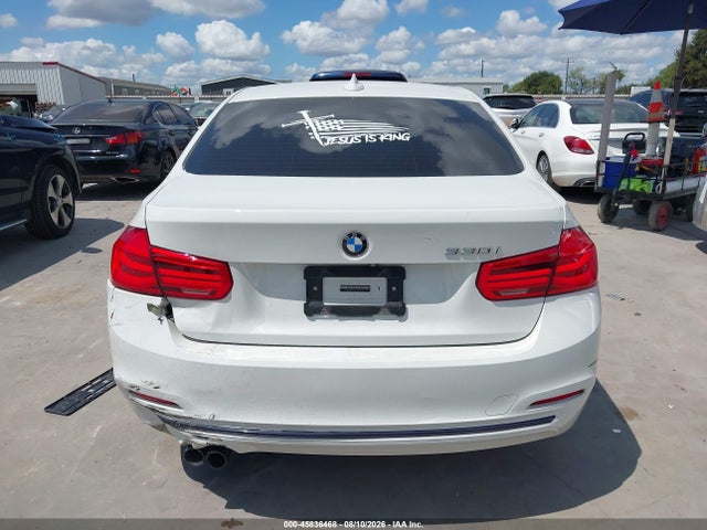45836468 :رقم المزاد ، WBA8B9G50JNU96700 vin ، 2018 Bmw 330i مزاد بيع