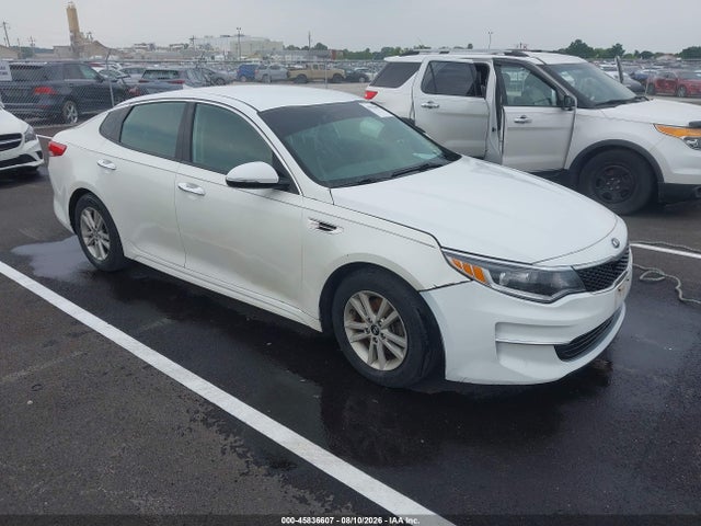 2017 Kia Optima Lx მანქანა იყიდება აუქციონზე, vin: 5XXGT4L33HG152321, აუქციონის ნომერი: 45836607