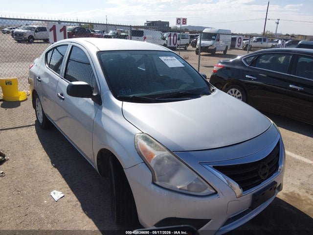 2015 Nissan Versa 1.6 S მანქანა იყიდება აუქციონზე, vin: 3N1CN7AP8FL875327, აუქციონის ნომერი: 45836690
